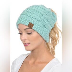 C.C Women's Mint Knit Beanie